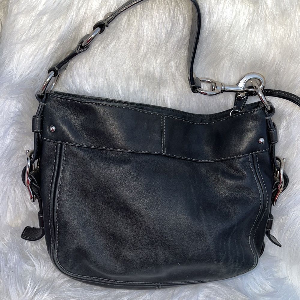 Authentic Coach Black Leather Shoulder Bag Purse